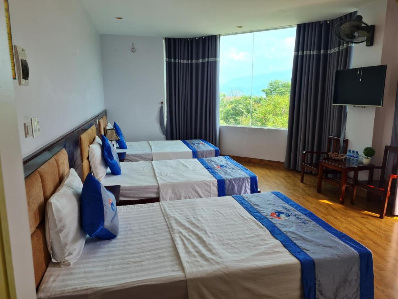 Minh Son Hotel Ta Lan Than Exteriör bild