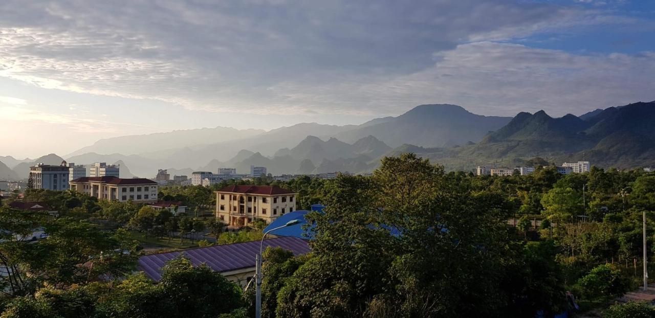 Minh Son Hotel Ta Lan Than Exteriör bild